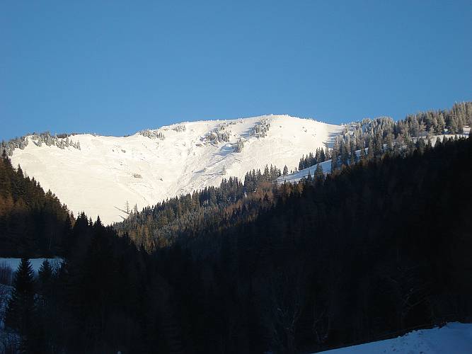 01 Vor uns der Rauschkogel